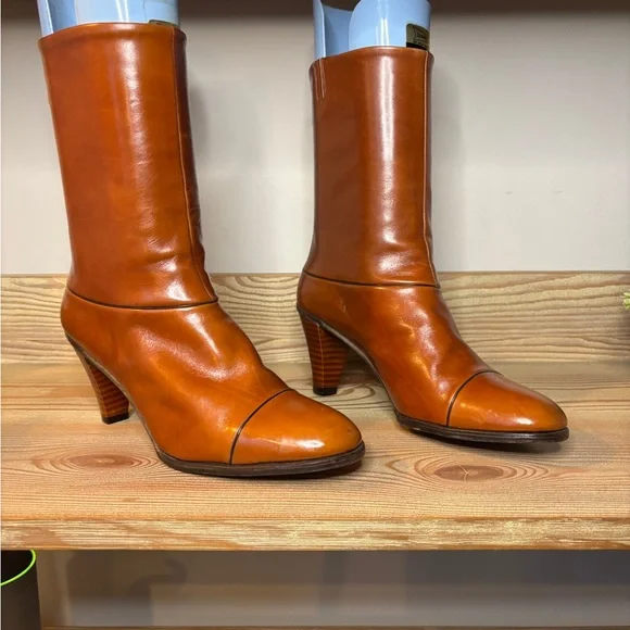 Tanino Crisci Boots in Chestnut - Picture 2 of 7